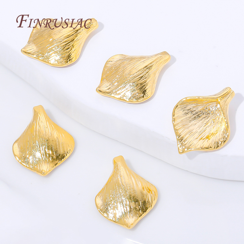 Bead Cap Flower - 18K vergoldete Calla-Lilien-Perlenkappen, einzelne Blütenblatt-Endkappen für