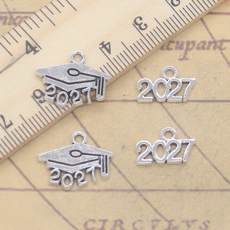 Jewelry Making Diploma - 30 Stück Charms 2027 Graduierungshut 2028