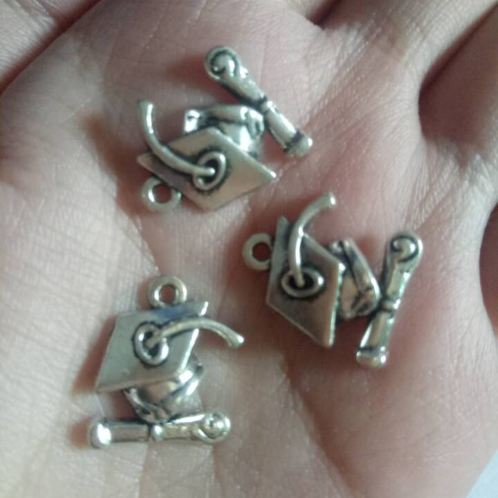 40 Stück Abschluss-Diplom-Kapp – Jewelry Making Diploma Bewertung und Preis